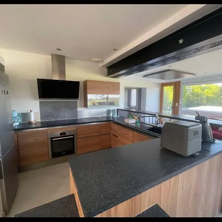 Maison De Avec Piscine Couverte Et Chauffee 펜션