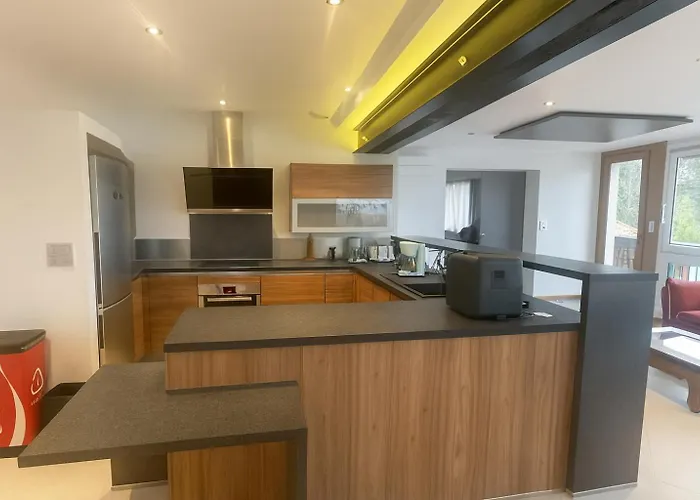 Maison De Avec Piscine Couverte Et Chauffée * Auriac-du-Périgord